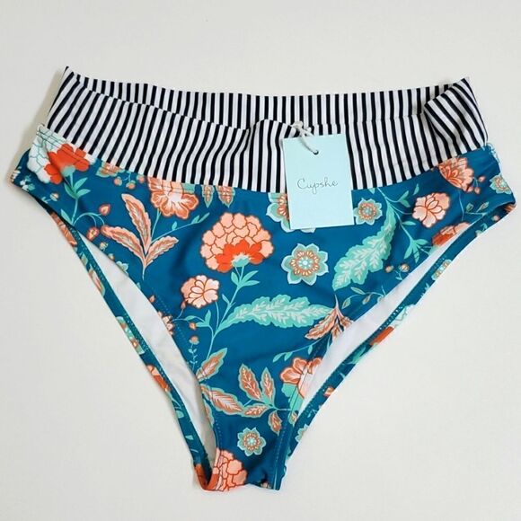 ✨️Cupshe bikini bottom,  medium, ✨️ NWT ✨️ - Picture 1 of 4